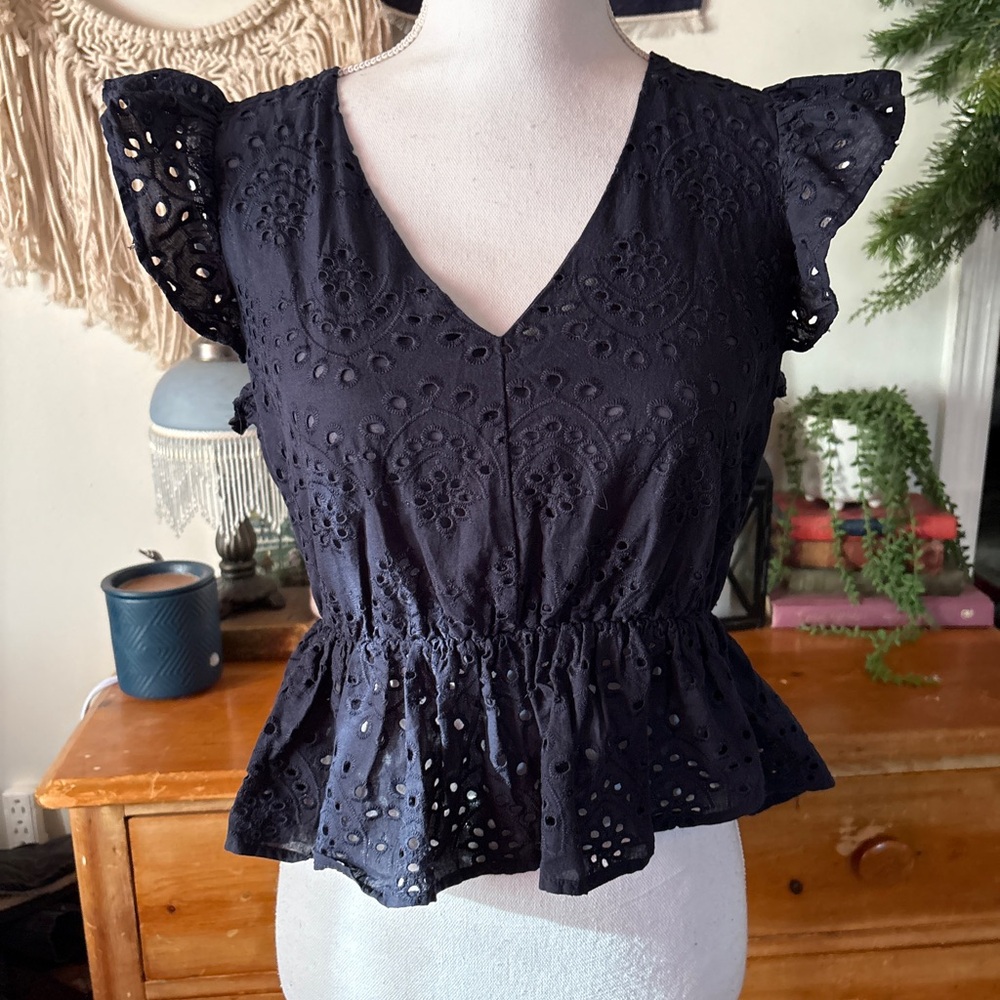 Express Eyelet Ruffle Sleeve Blouse - Black